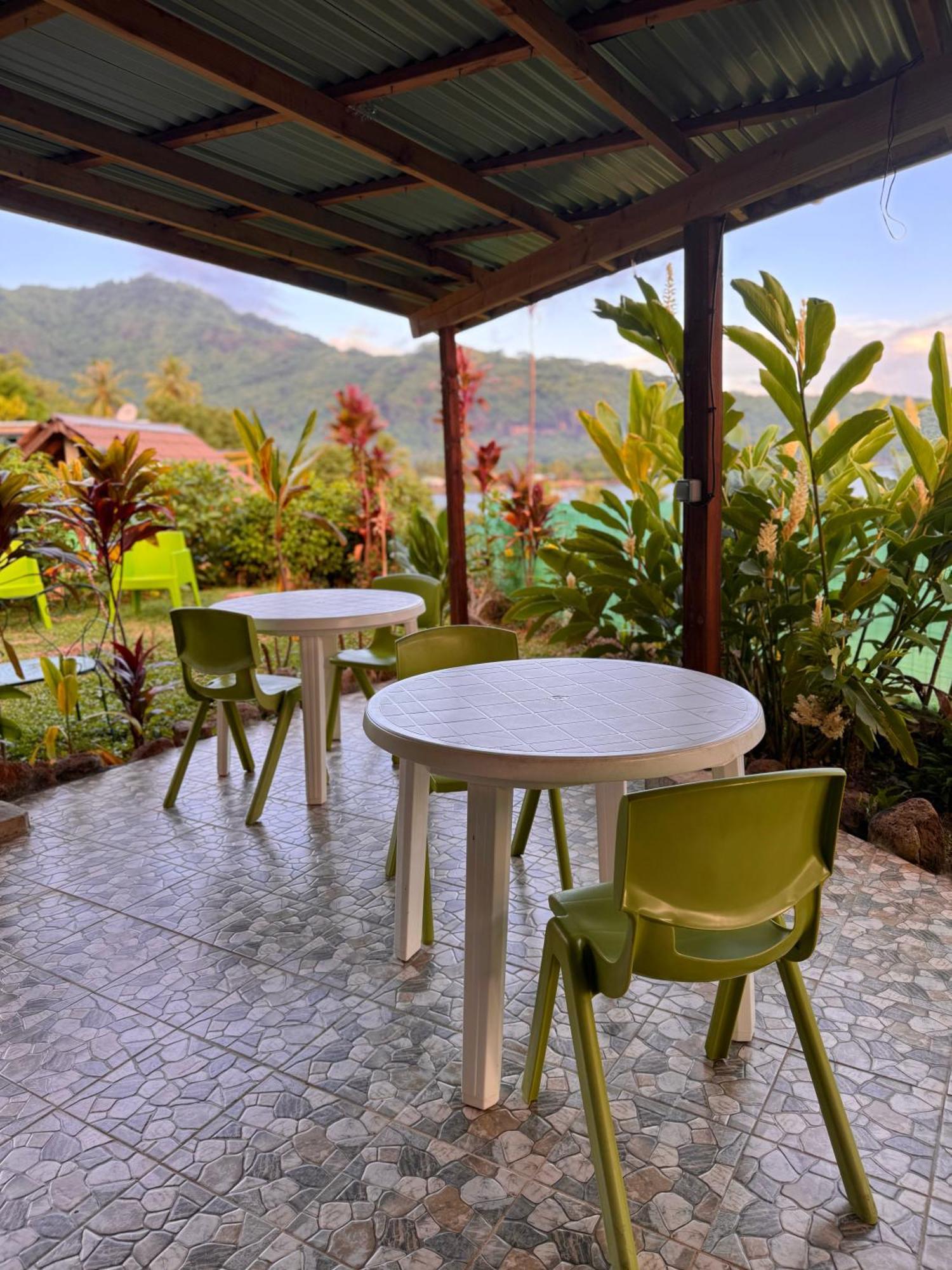 Fare Arana Moorea Guesthouse Atiha Екстериор снимка